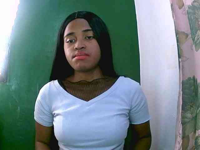 Blacksexy1 webcam