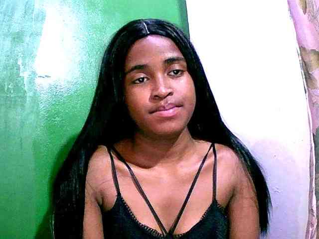 Blacksexy1 webcam
