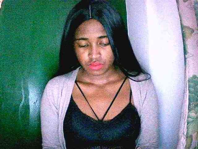 Blacksexy1 webcam