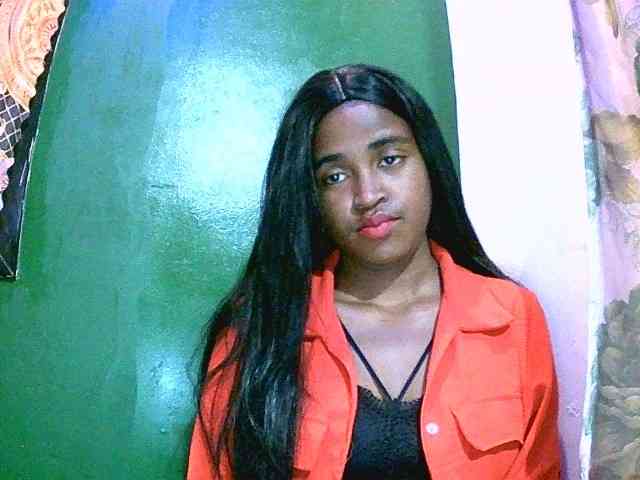 Blacksexy1 webcam