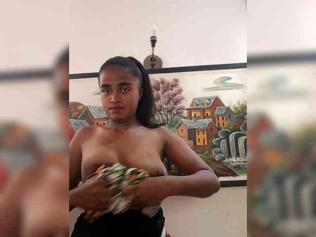 Blacksexy1 webcam