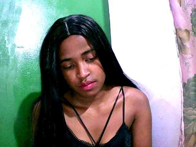 Blacksexy1 webcam