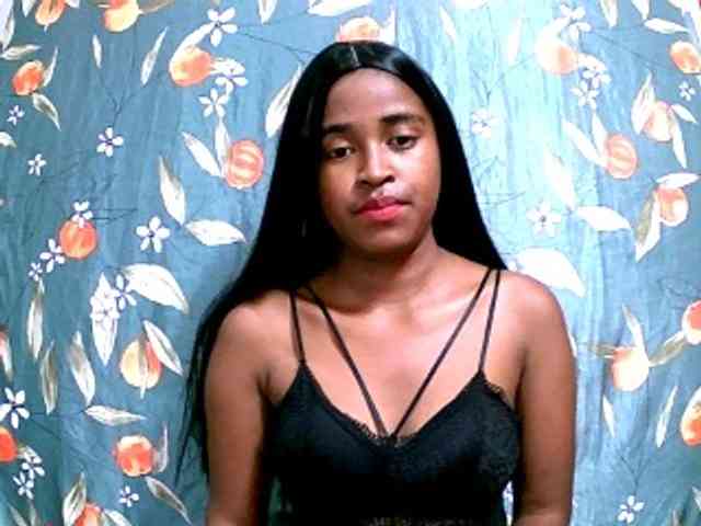 Blacksexy1 webcam