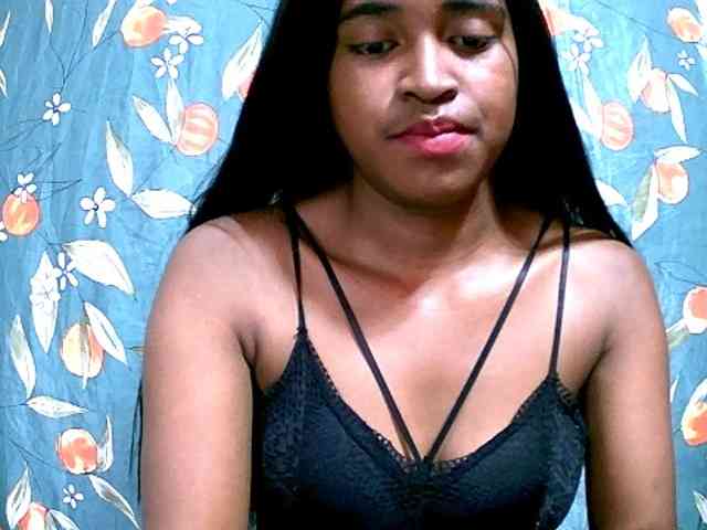 Blacksexy1 webcam