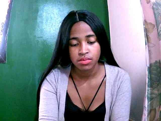 Blacksexy1 webcam