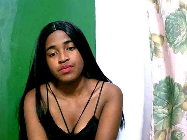 Blacksexy1 webcam