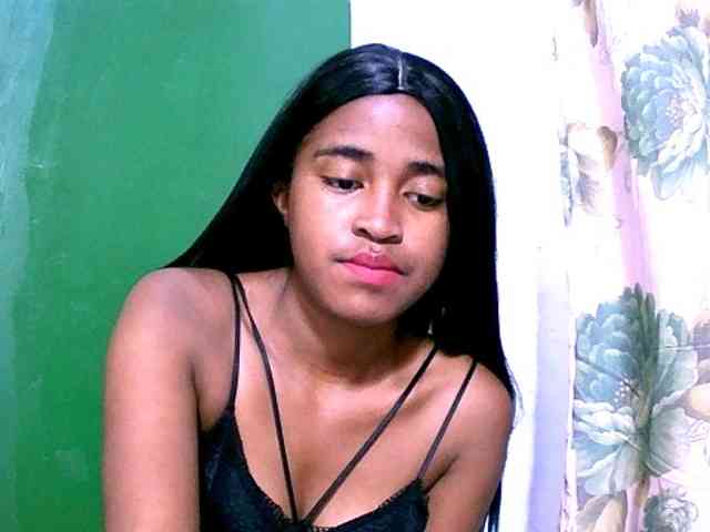 Blacksexy1 webcam
