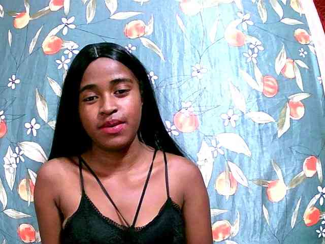 Blacksexy1 webcam