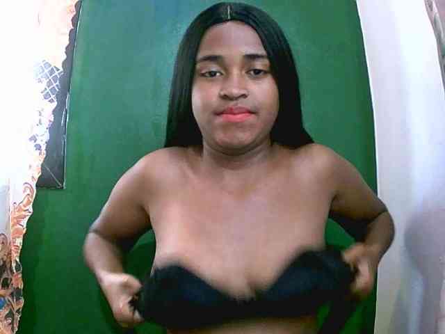 Blacksexy1 webcam