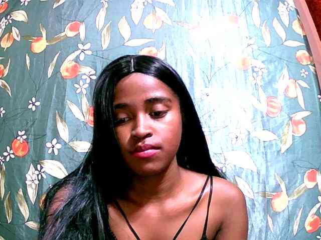 Blacksexy1 webcam