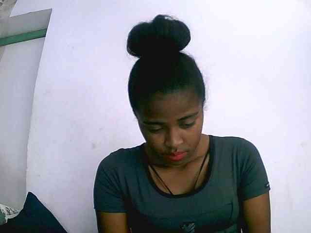Blacksexy1 webcam