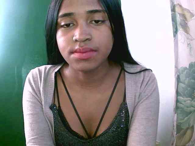 Blacksexy1 webcam
