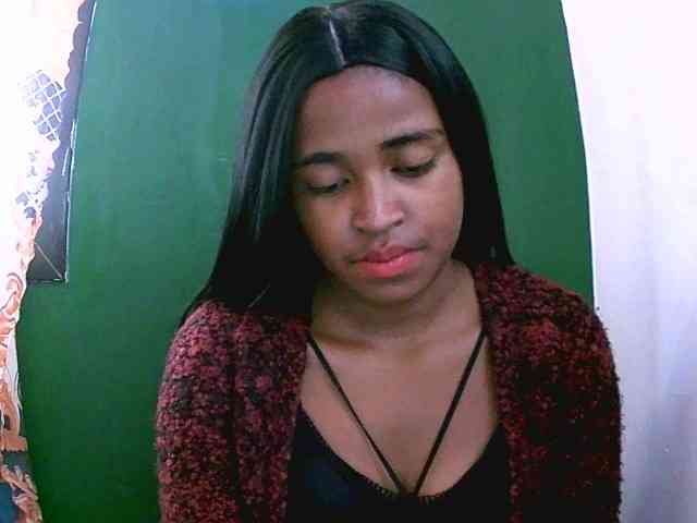 Blacksexy1 webcam