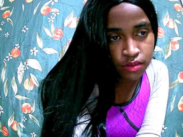 Blacksexy1 webcam