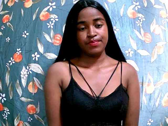 Blacksexy1 webcam