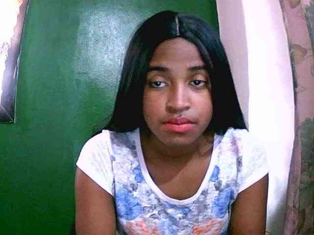 Blacksexy1 webcam