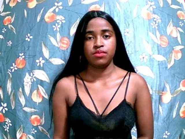 Blacksexy1 webcam