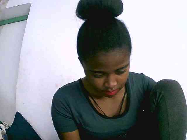 Blacksexy1 webcam
