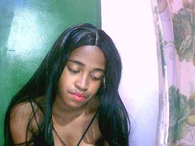 Blacksexy1 webcam