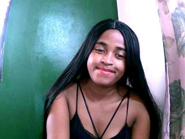 Blacksexy1 webcam