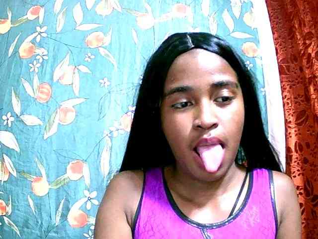 Blacksexy1 webcam