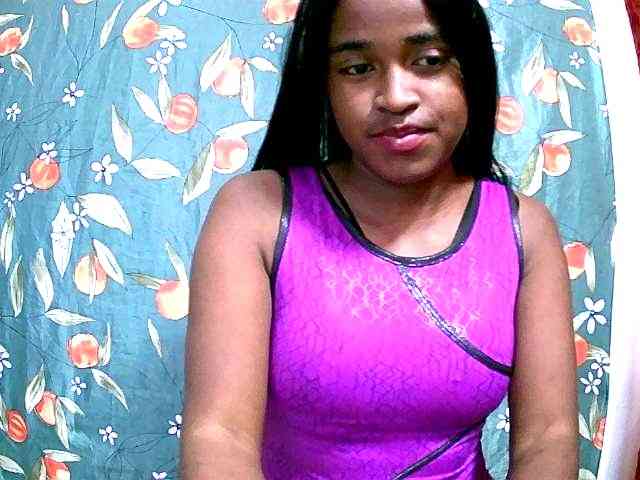 Blacksexy1 webcam