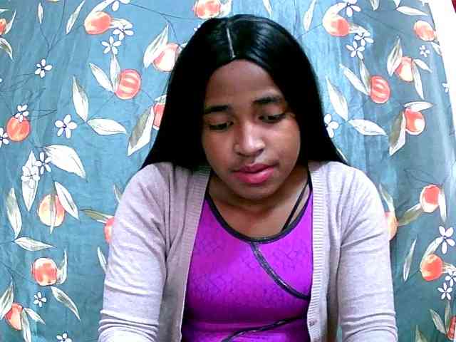 Blacksexy1 webcam