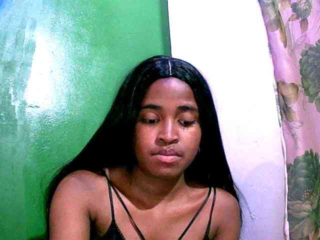 Blacksexy1 webcam