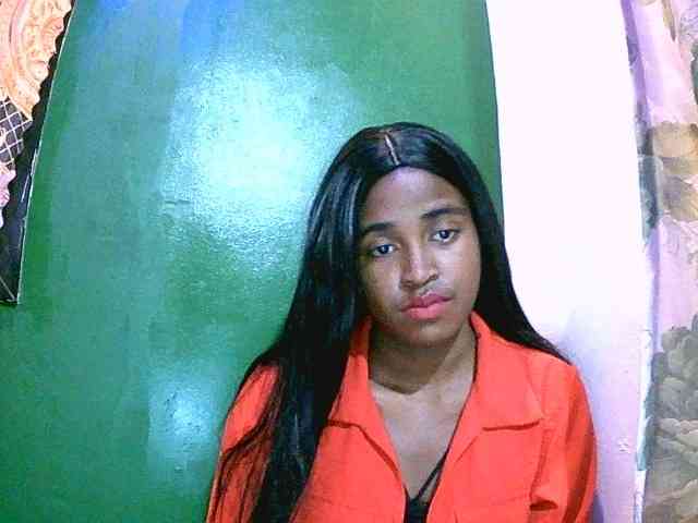 Blacksexy1 webcam