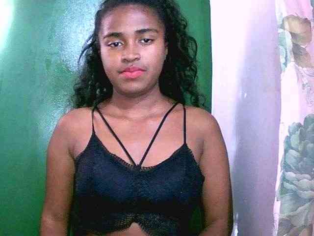 Blacksexy1 webcam