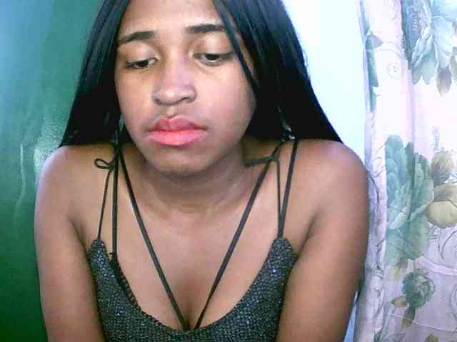 Blacksexy1 webcam