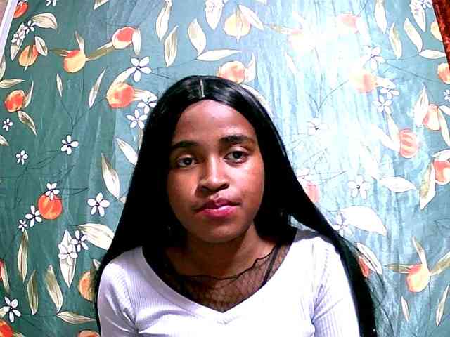 Blacksexy1 webcam
