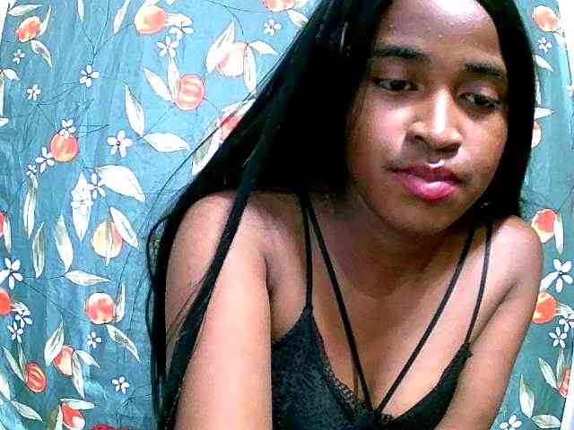 Blacksexy1 webcam