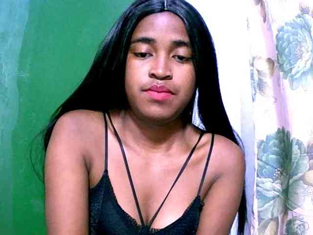 Blacksexy1 webcam