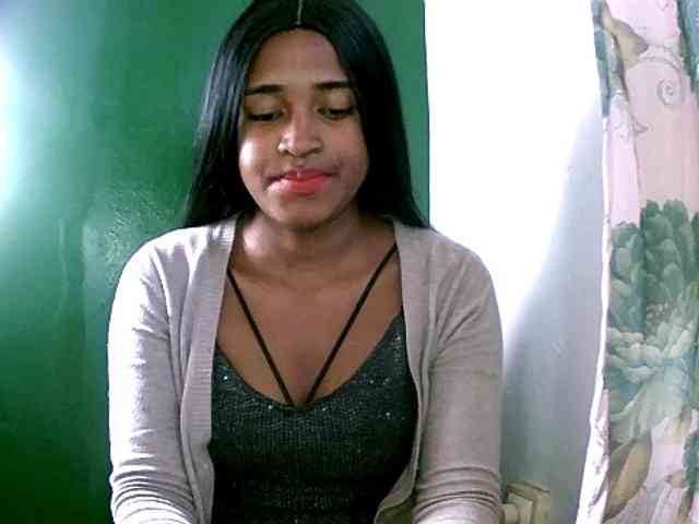 Blacksexy1 webcam