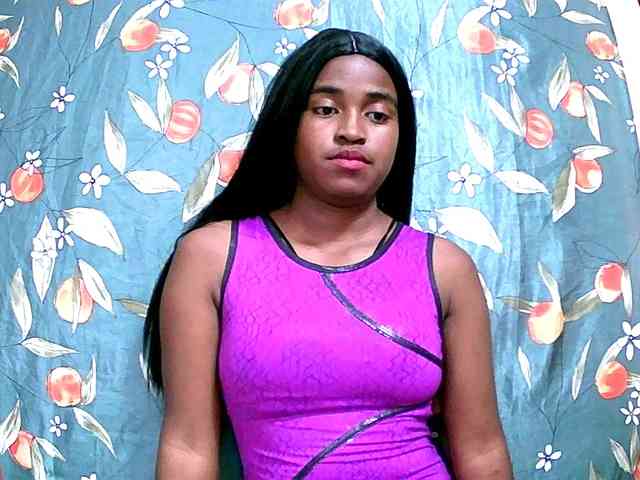 Blacksexy1 webcam