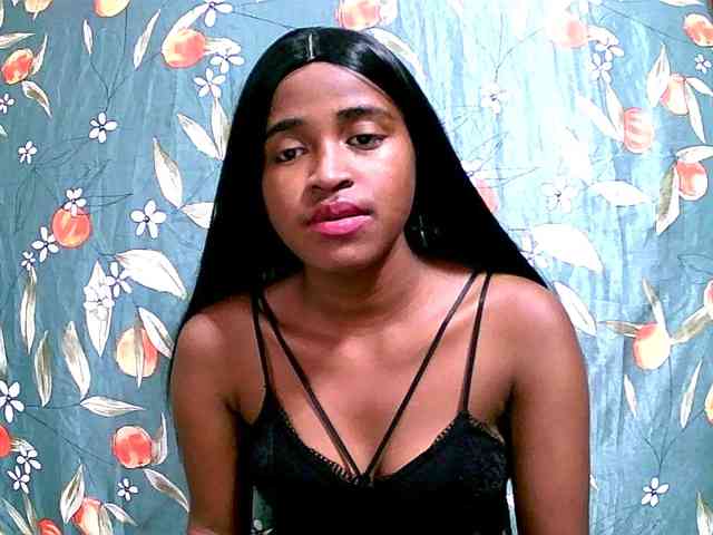 Blacksexy1 webcam