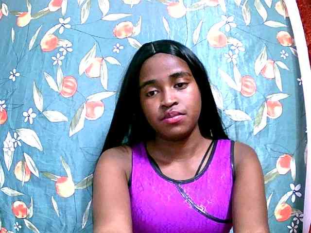 Blacksexy1 webcam
