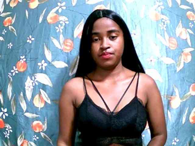 Blacksexy1 webcam