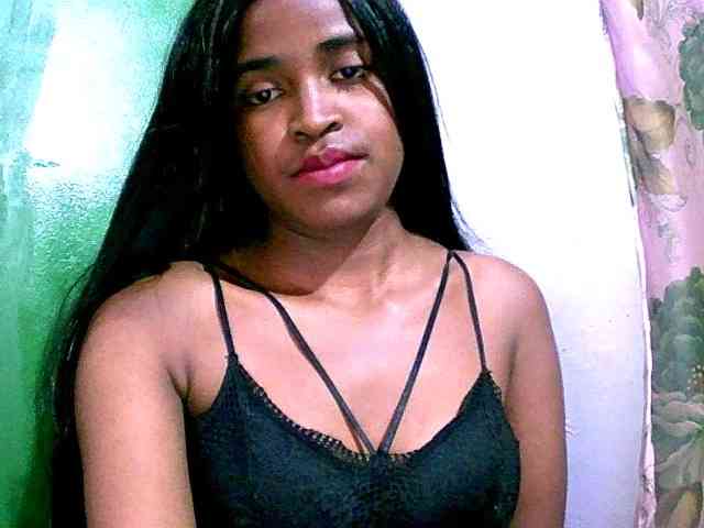 Blacksexy1 webcam