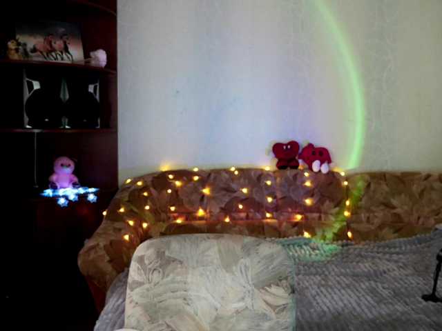  LunaEvan chat room