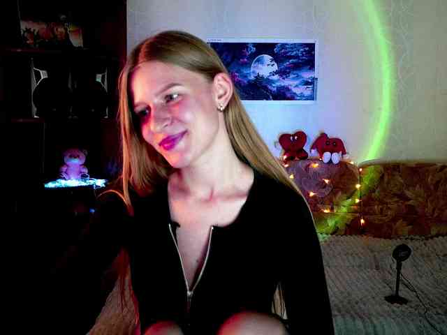 LunaEvan webcam