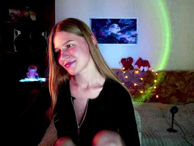 LunaEvan webcam