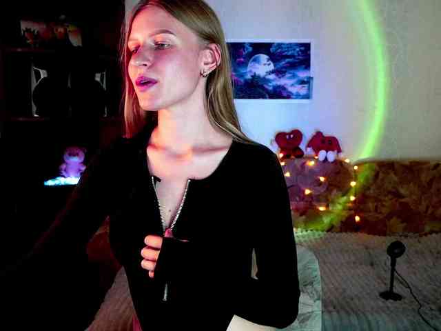 LunaEvan webcam