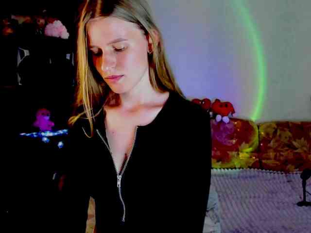 LunaEvan webcam