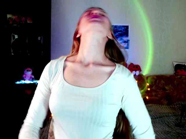 LunaEvan webcam