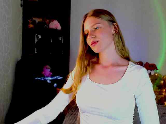 LunaEvan webcam