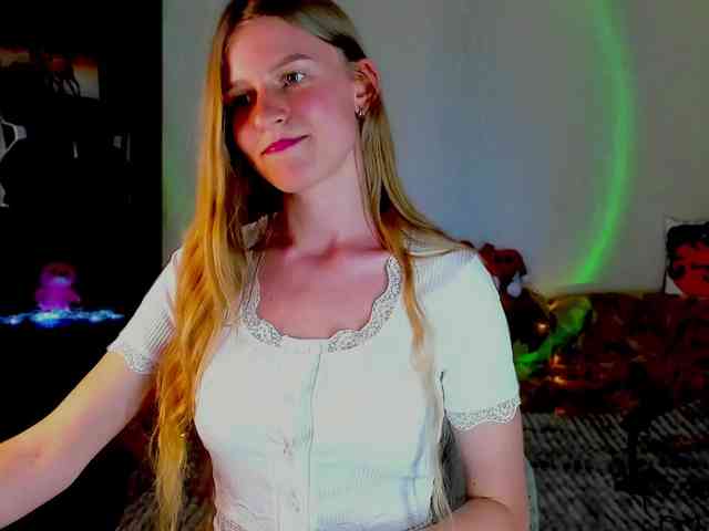 LunaEvan webcam