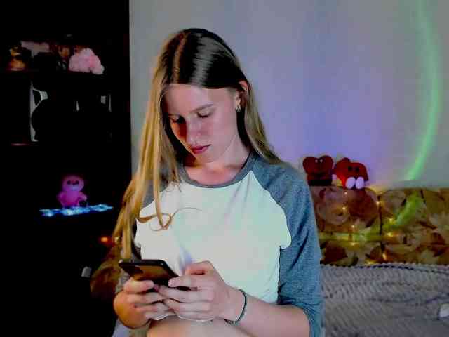 LunaEvan webcam
