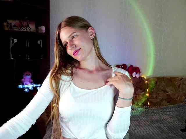 LunaEvan webcam